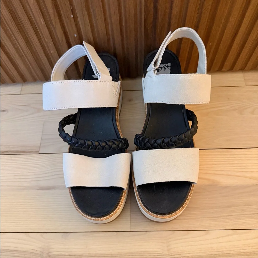Sorel Joanie IV Slingback Wedge Sandals - Picture 1 of 3